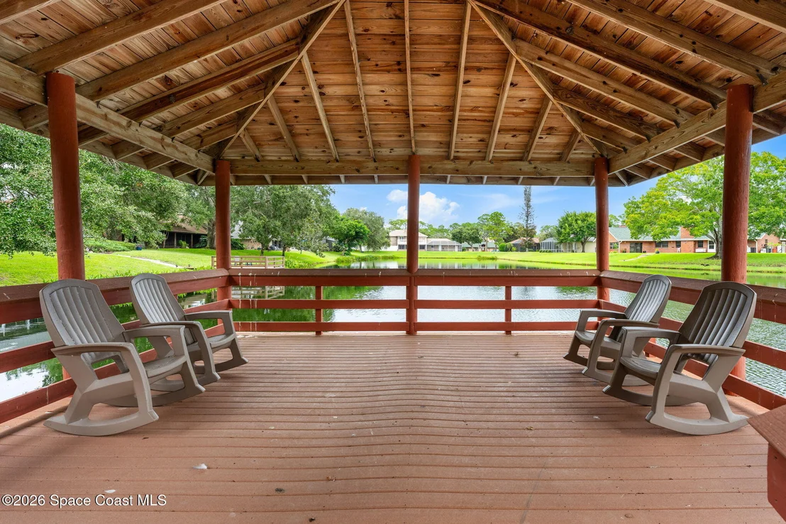 Photo of 578 Lake Ashley Circle