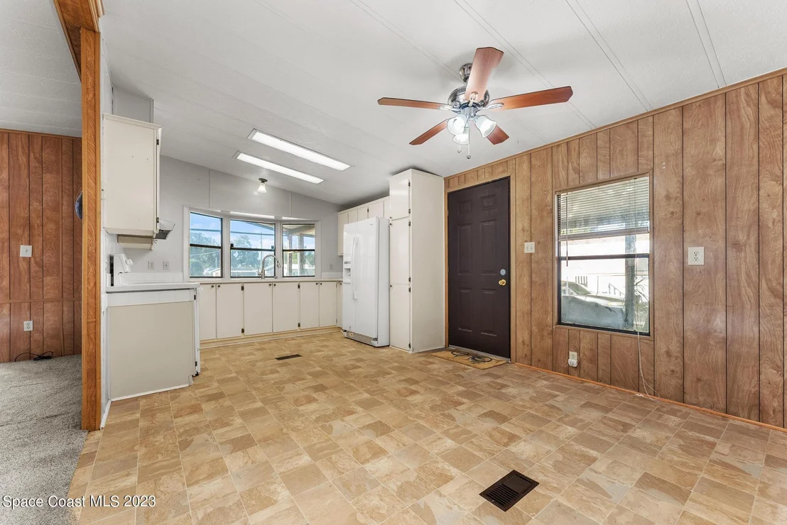 Photo of 112 Vanguard Circle