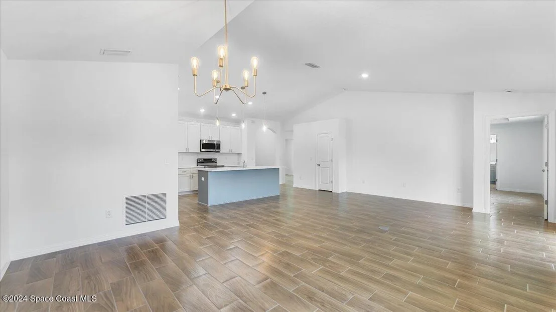 Photo of 1801 Fallon Boulevard NE