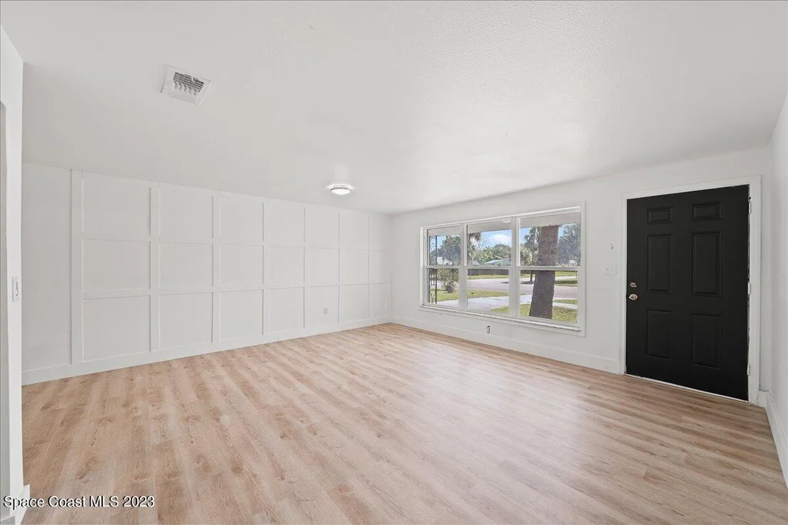 Photo of 1684 Mosswood Drive