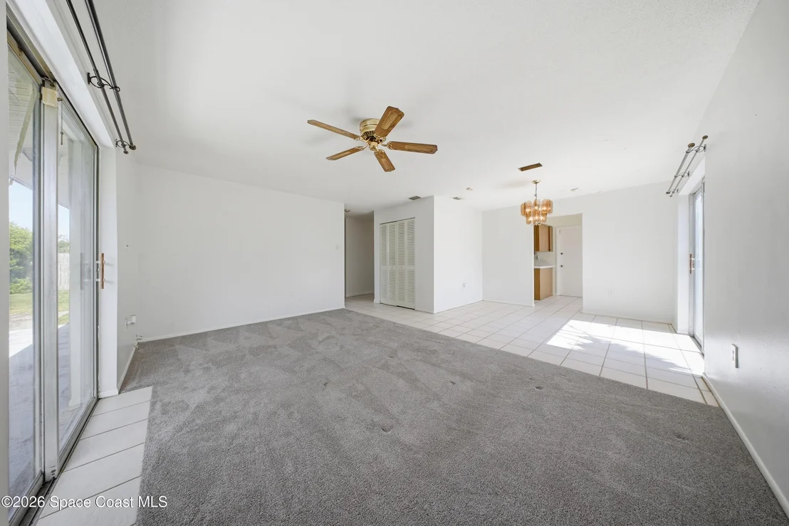Photo of 1139 Groves Drive