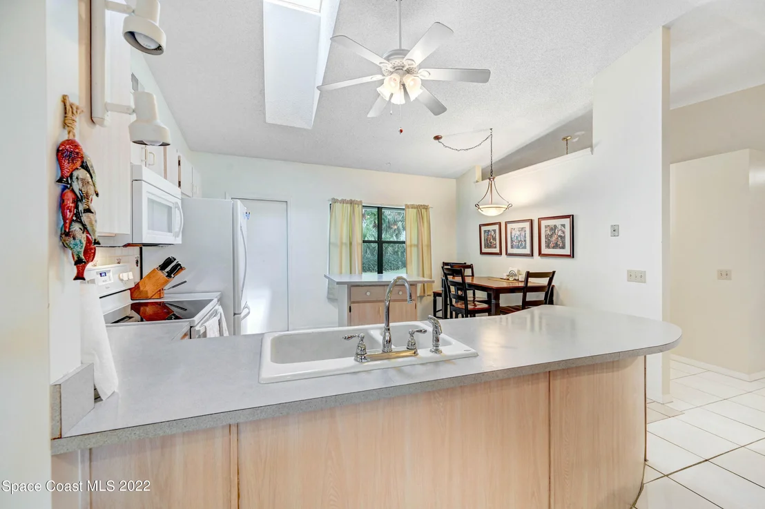 Photo of 5602 Jamaica Road