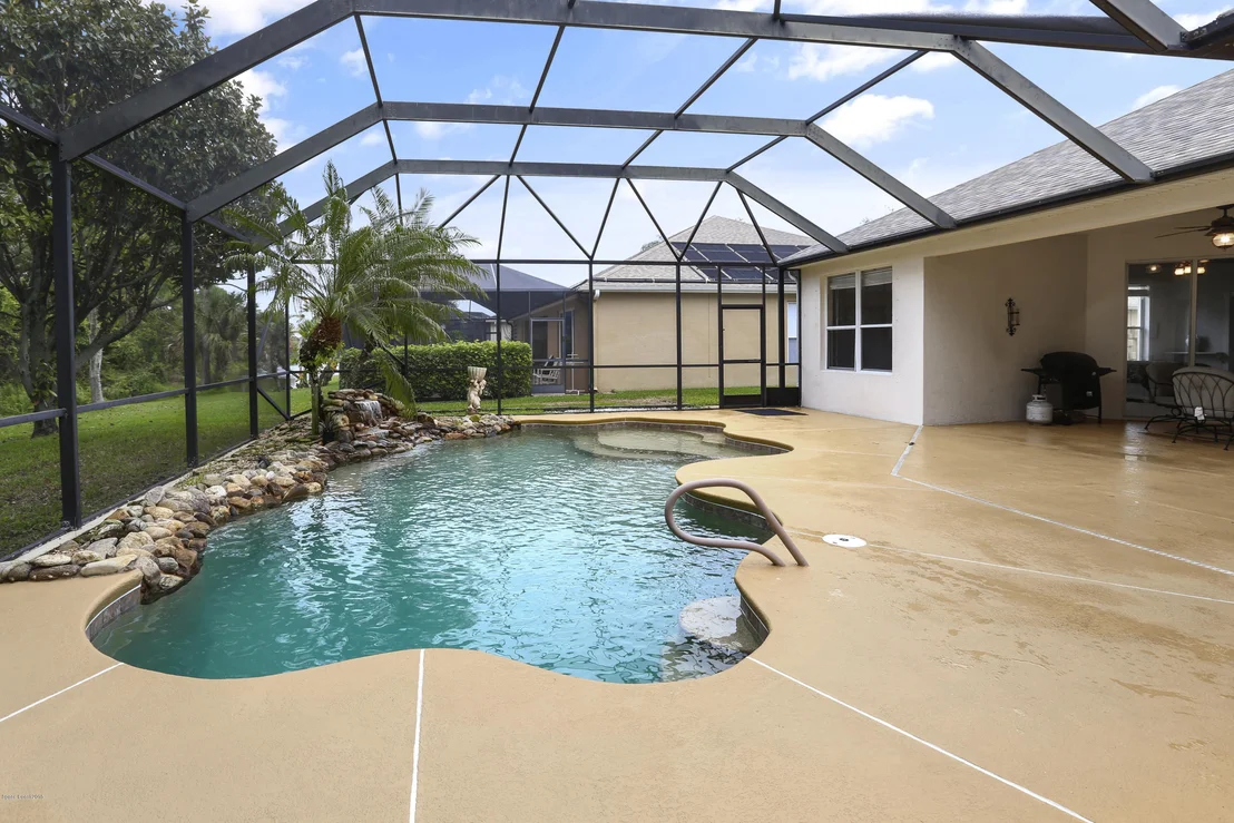 Photo of 759 Autumn Glen Drive
