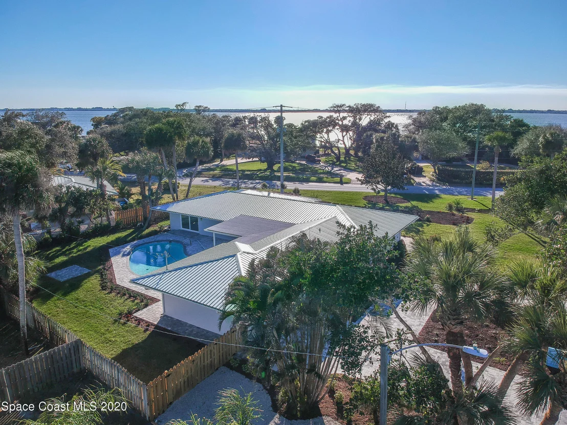 Photo of 501 Riverside Drive