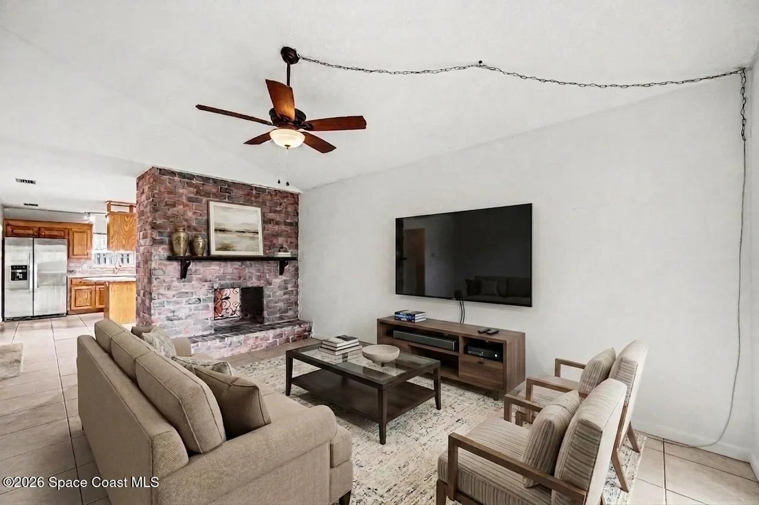 Photo of 909 Northbrook Drive