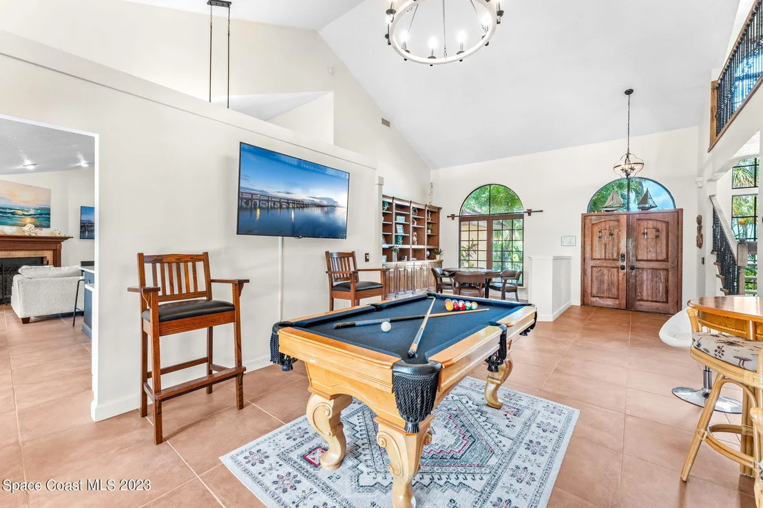 Photo of 442 Riverview Lane