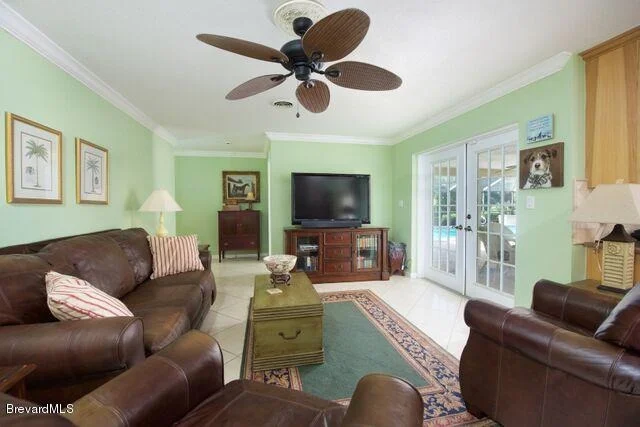 Photo of 703 Hibiscus