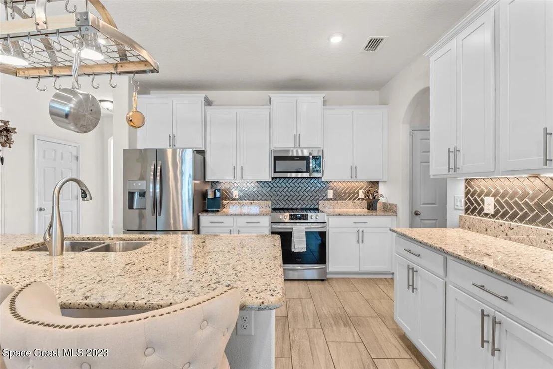 Photo of 922 Peta Way