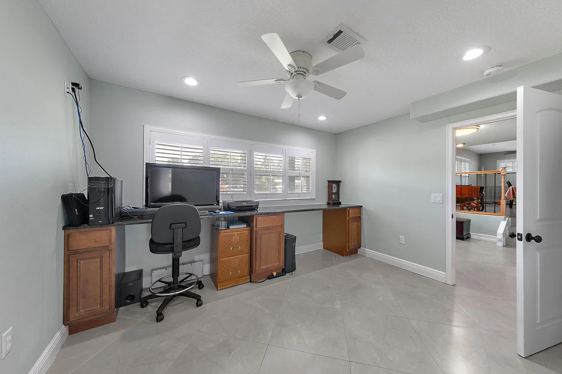 Photo of 1054 Pinetree Drive