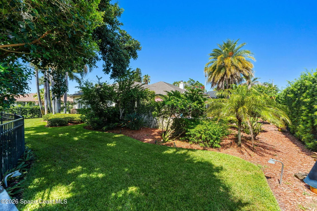 Photo of 339 Cocoa Avenue