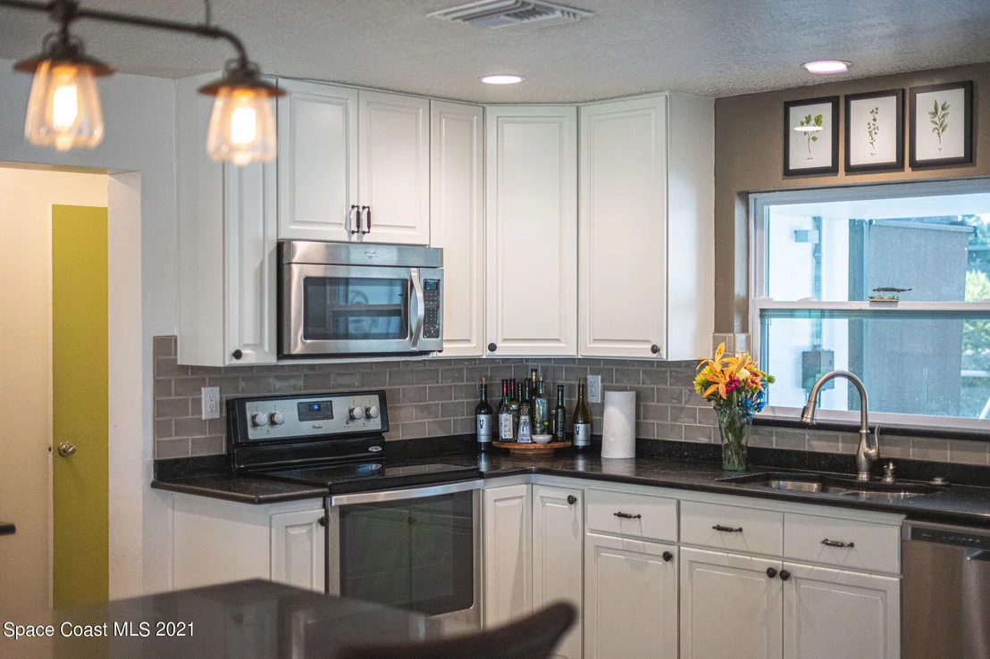Photo of 616 Hibiscus Trail