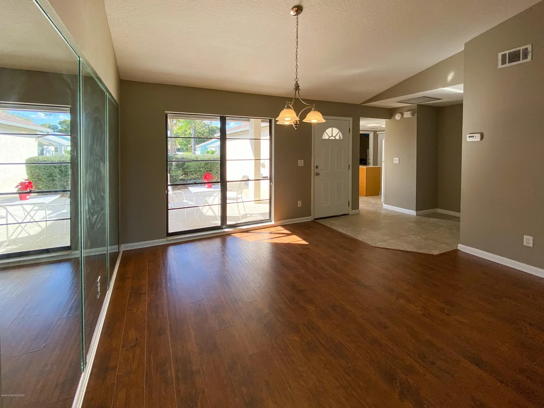 Photo of 3039 Thrush Drive