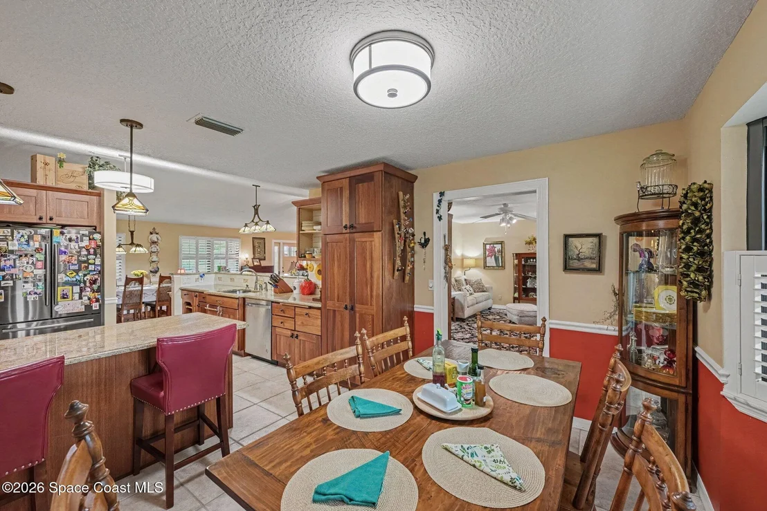 Photo of 1810 Whispering Oaks Circle