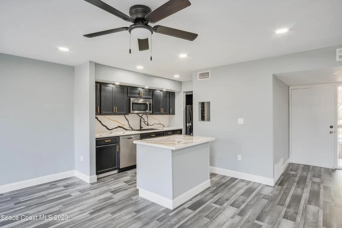 Photo of 660 Aloha Avenue