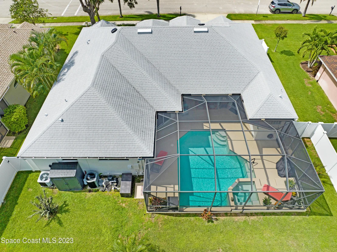 Photo of 242 Pebble Hill Way