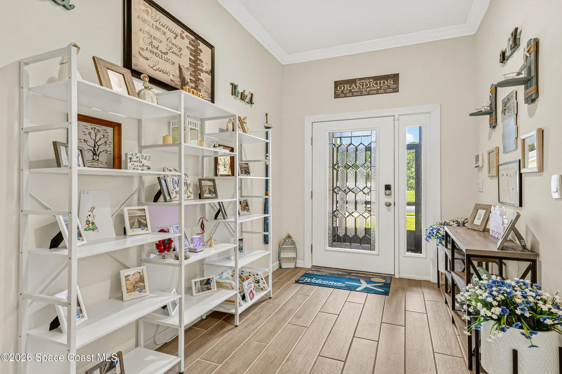 Photo of 6691 Cameo Drive