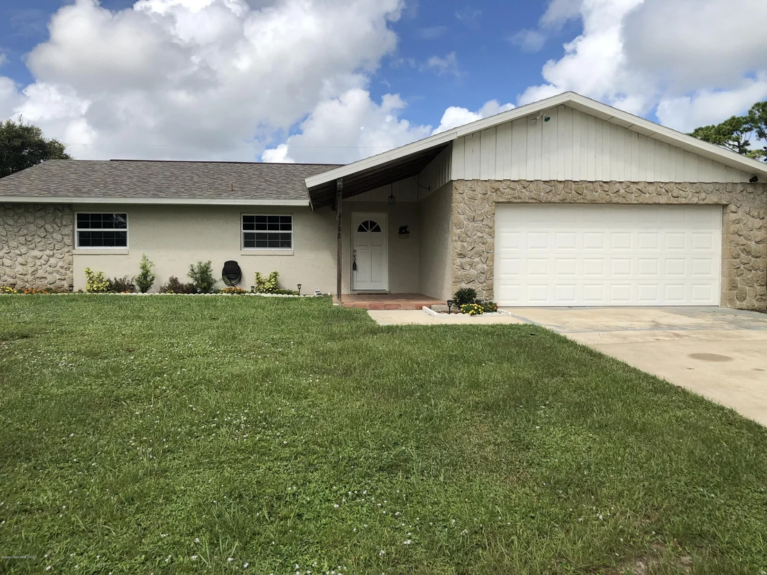 Photo of 4102 Skyway Drive