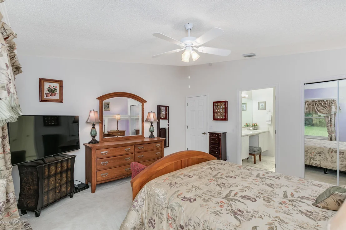 Photo of 3822 Saint Armens Circle