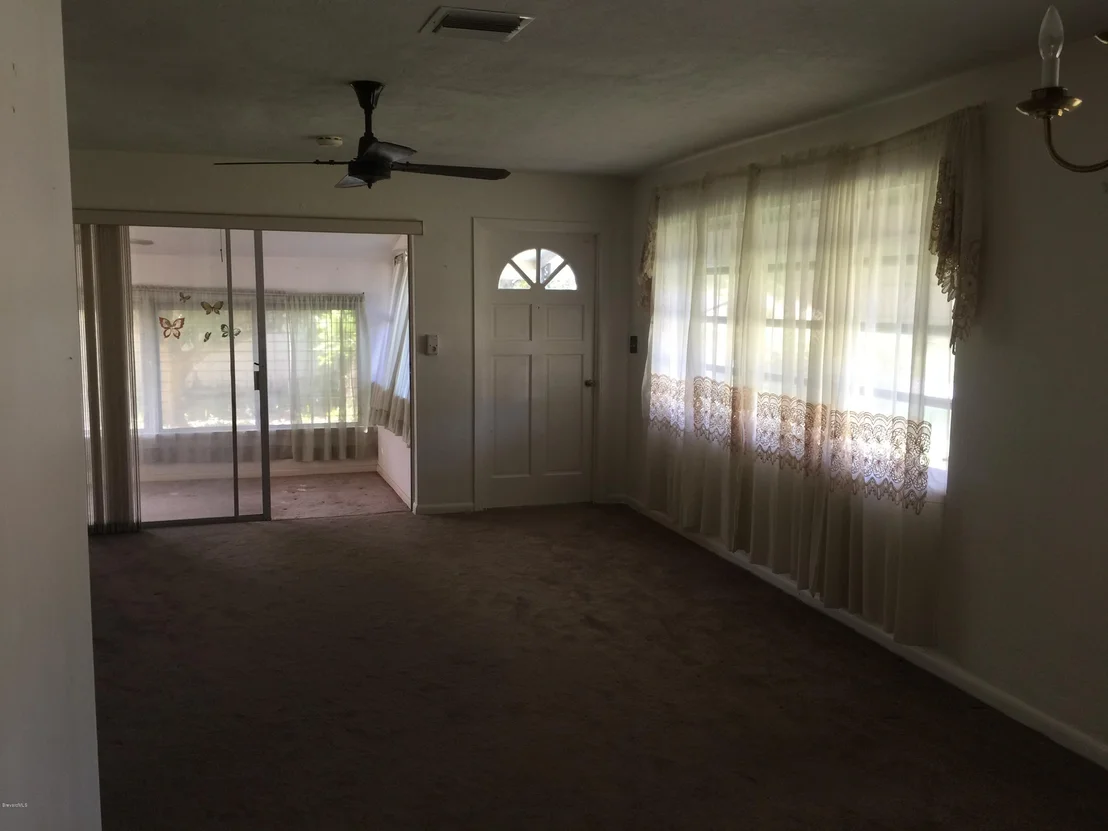 Photo of 2402 Allan Adale Road