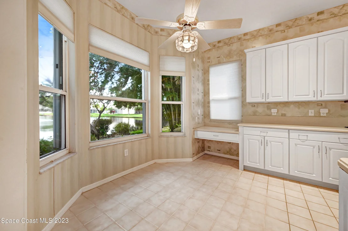 Photo of 954 Somerset Lane