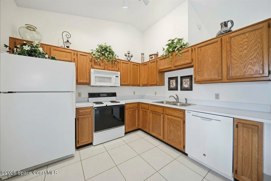 Photo of 899 Spirea Drive