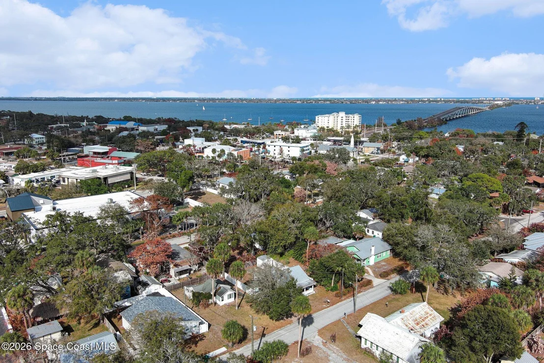 Photo of 683 Old Oak Street