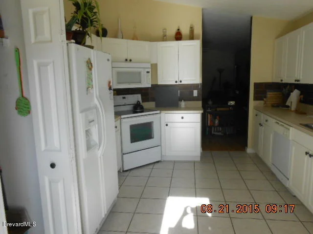 Photo of 805 NE BRACKEN Terrace
