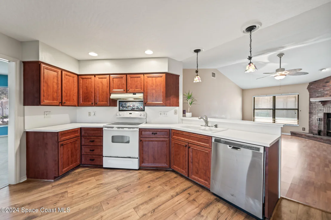Photo of 3520 Swallow Drive