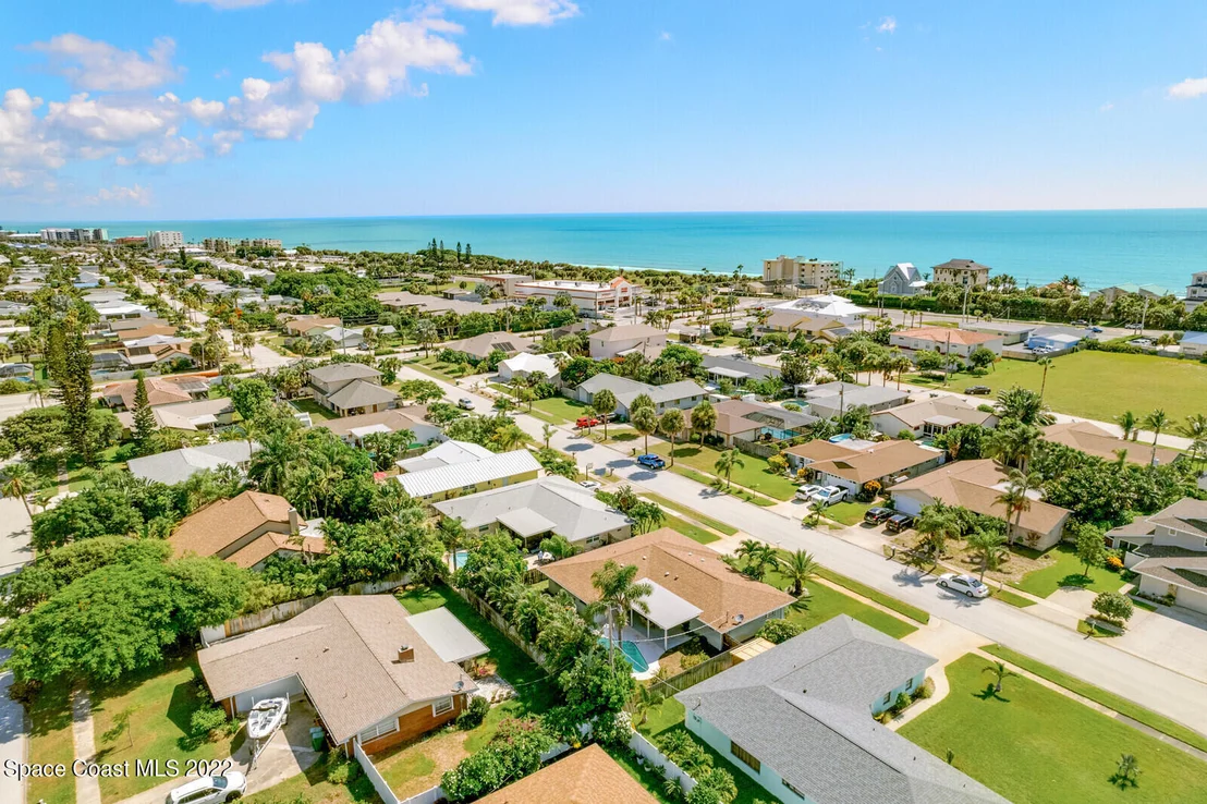 Photo of 640 Hibiscus Drive