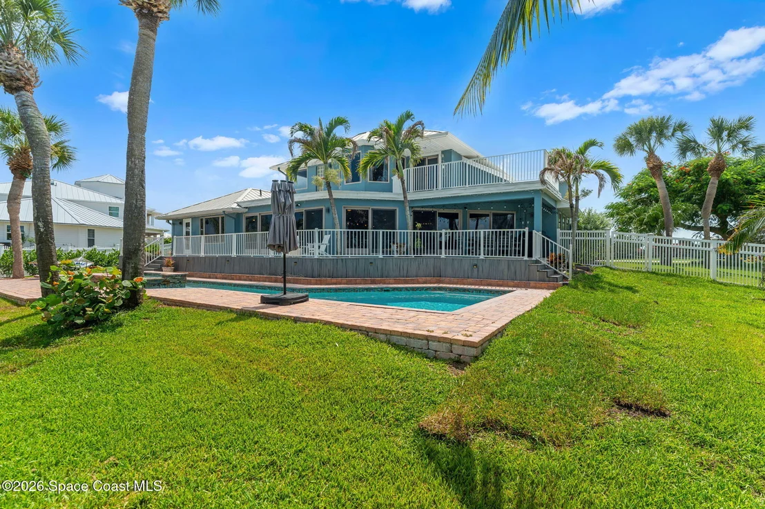 Photo of 100 Lanternback Island Drive