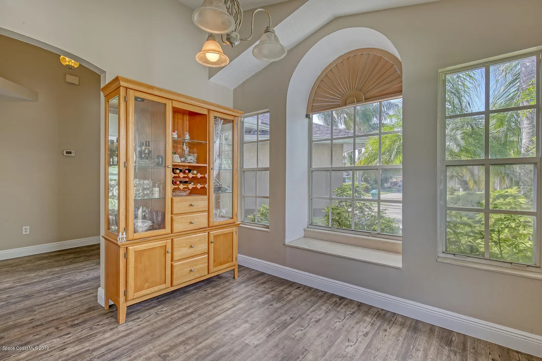 Photo of 3916 Saint Armens Circle