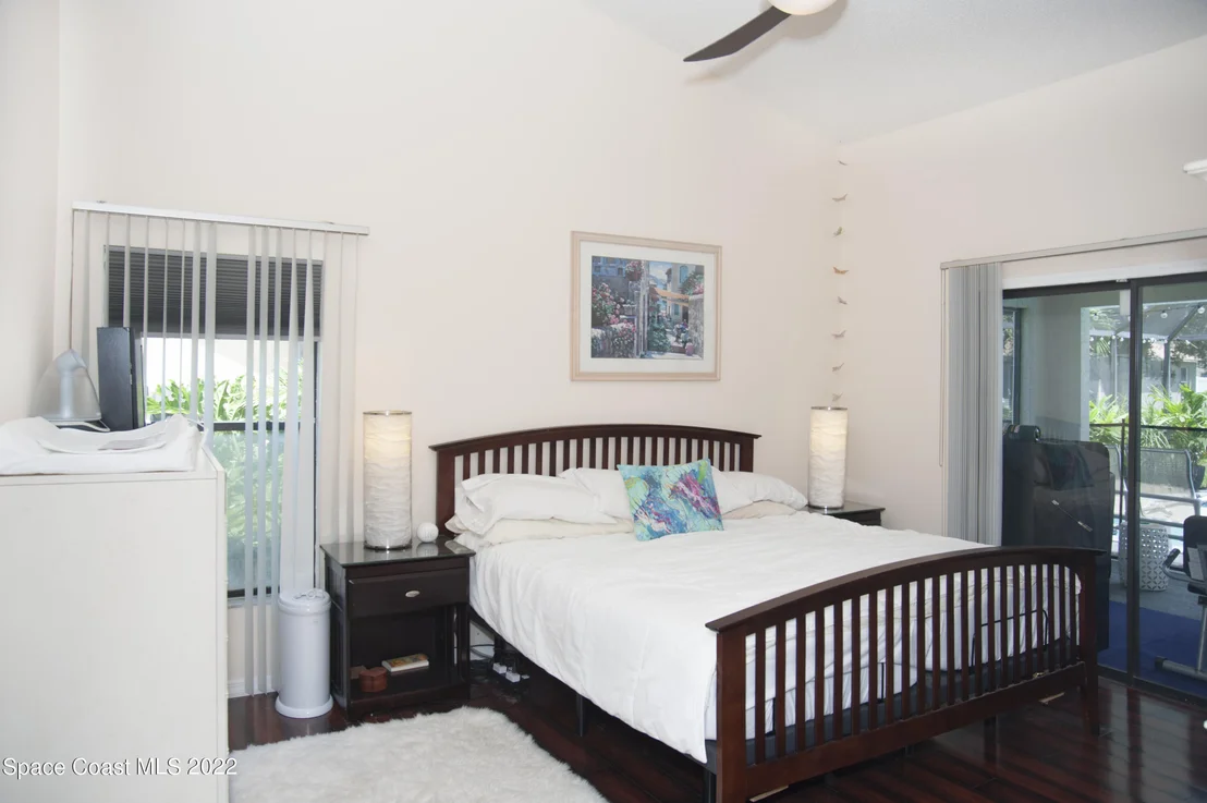 Photo of 968 Pelican Lane
