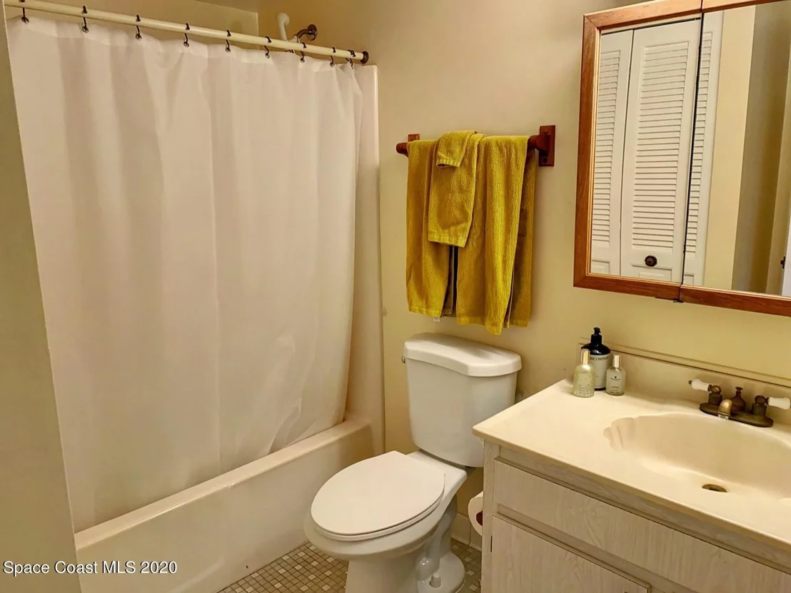 Photo of Unit 1025 at 315 Tangle Run Boulevard