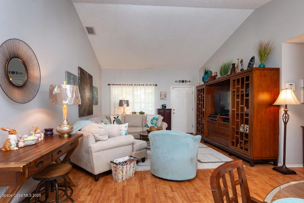 Photo of 1230 Buffing Circle SE