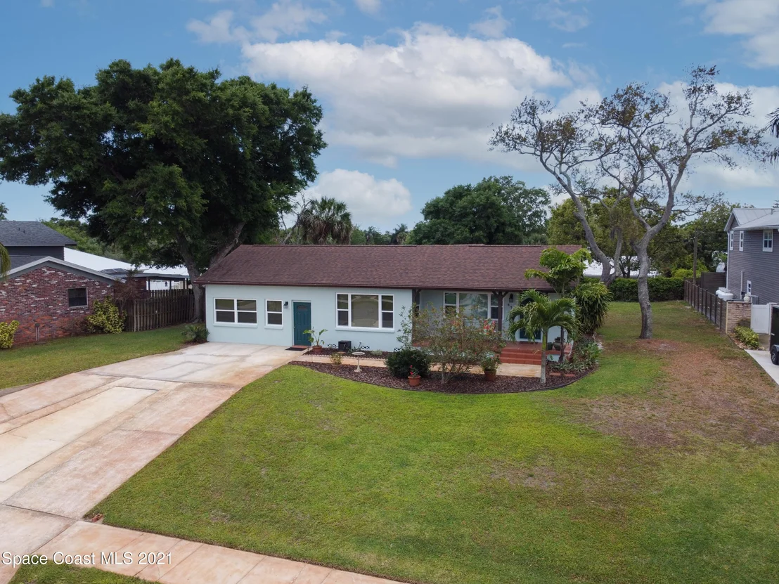 Photo of 211 Broadview Drive