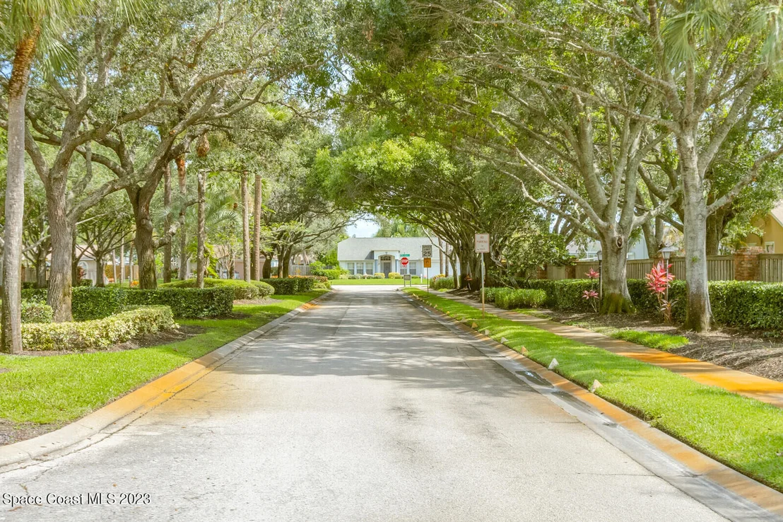 Photo of 3309 Lake View Circle