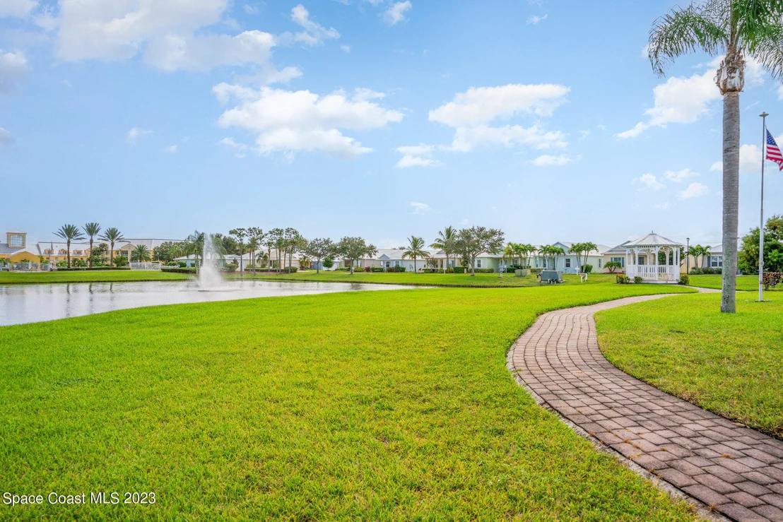 Photo of 543 Heming Way