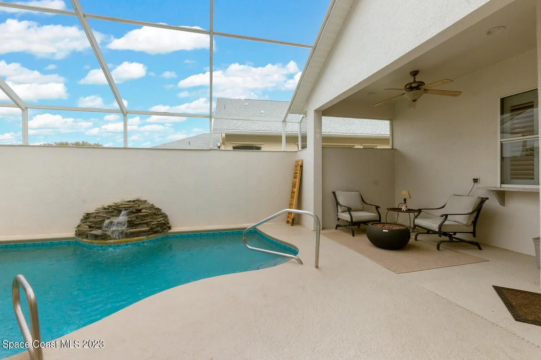 Photo of 859 Villa Drive