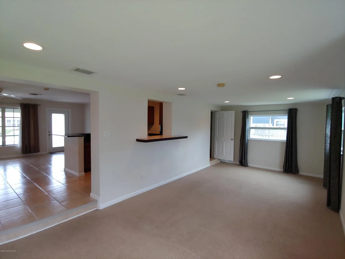 Photo of 442 Nautilus Drive