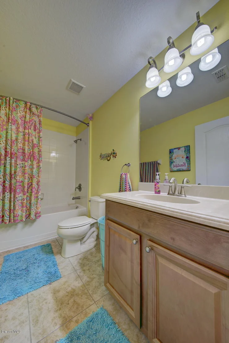 Photo of 5909 Croydon Court