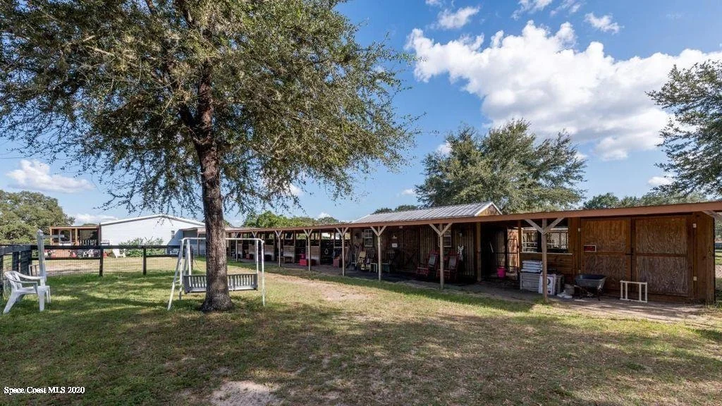 Photo of 2564 Smitty Road