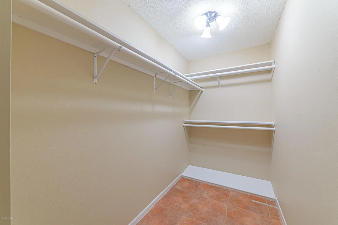 Photo of 1035 Park Ridge Place