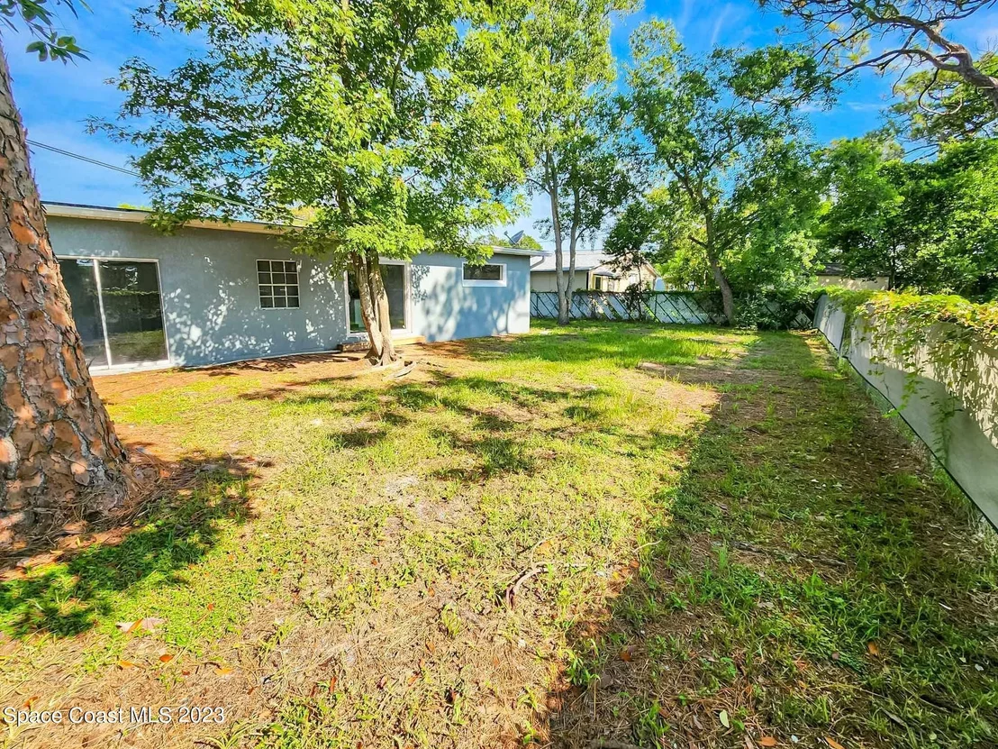 Photo of 1110 Hickory Lane