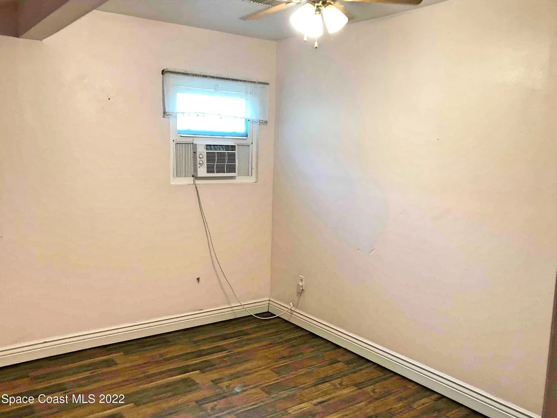 Photo of 955 Palm Street