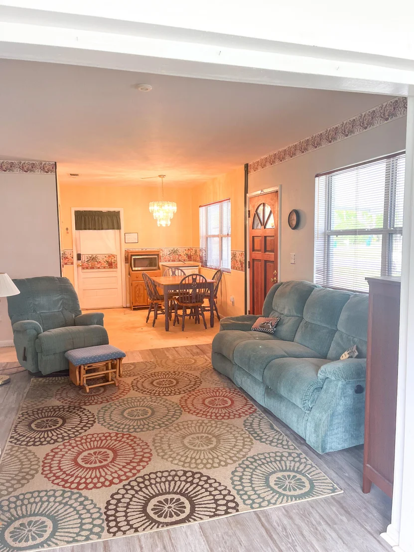 Photo of 721 Lund Circle