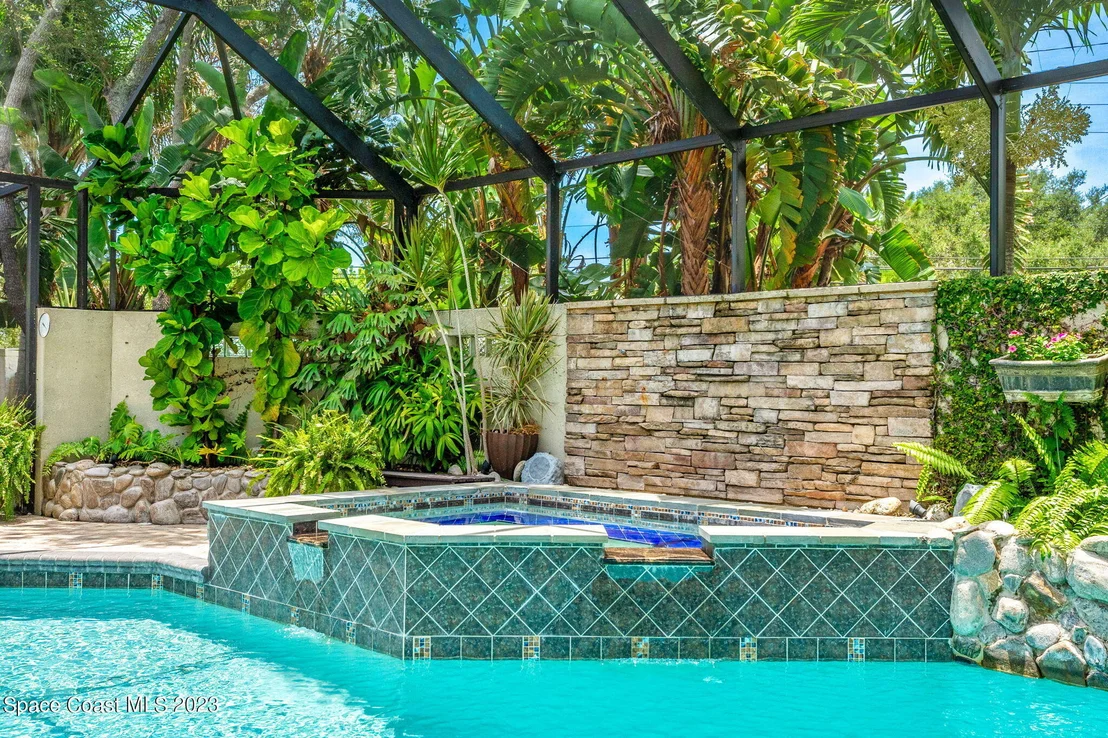 Photo of 891 Peregrine Drive