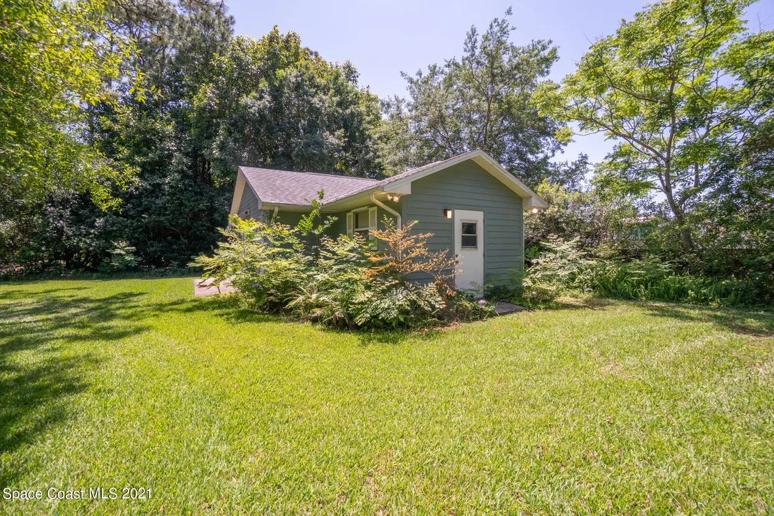 Photo of 1180 Ashlyn Drive