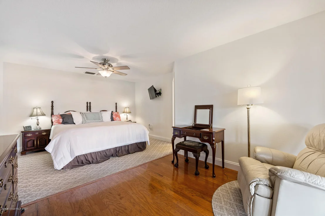 Photo of 1301 Grant Road