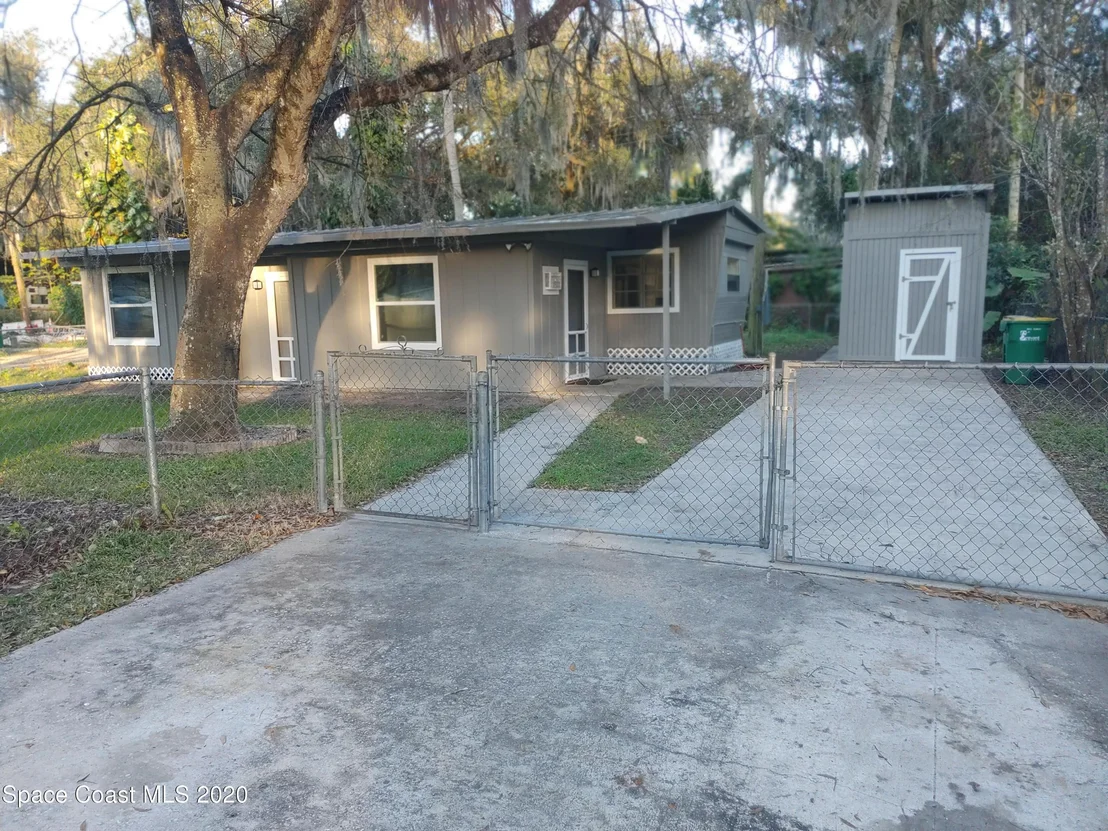 Photo of 2447 Wildwood Drive