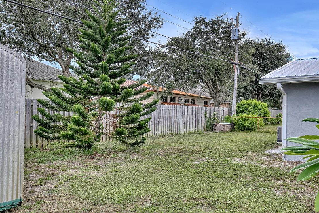 Photo of 2196 Colony Drive